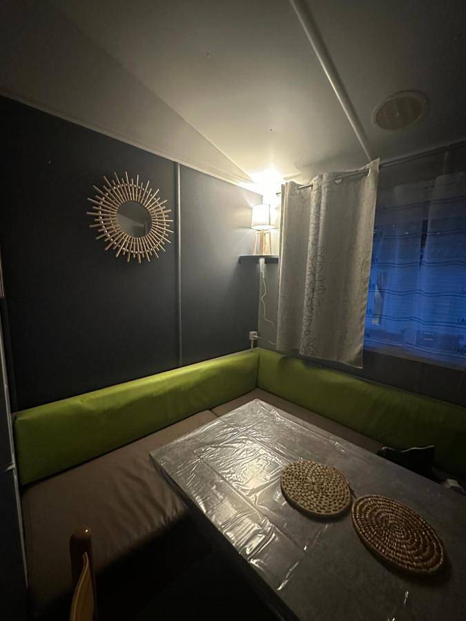 Camping pour 4 personnes, avec jardin et piscine à Saint-Pierre-d'Oléron - 2