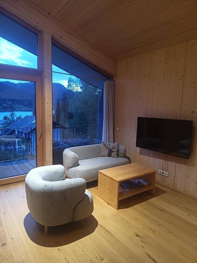 Ganze Wohnung, Two-Bedroom Apartment in Gailtaler Alpen, Weissensee