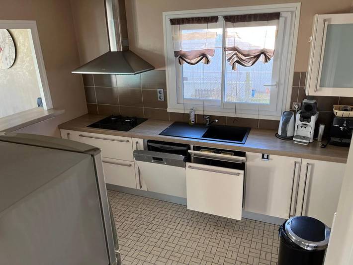 Location de vacances pour 9 personnes, avec vue et jardin à Cusset - 4