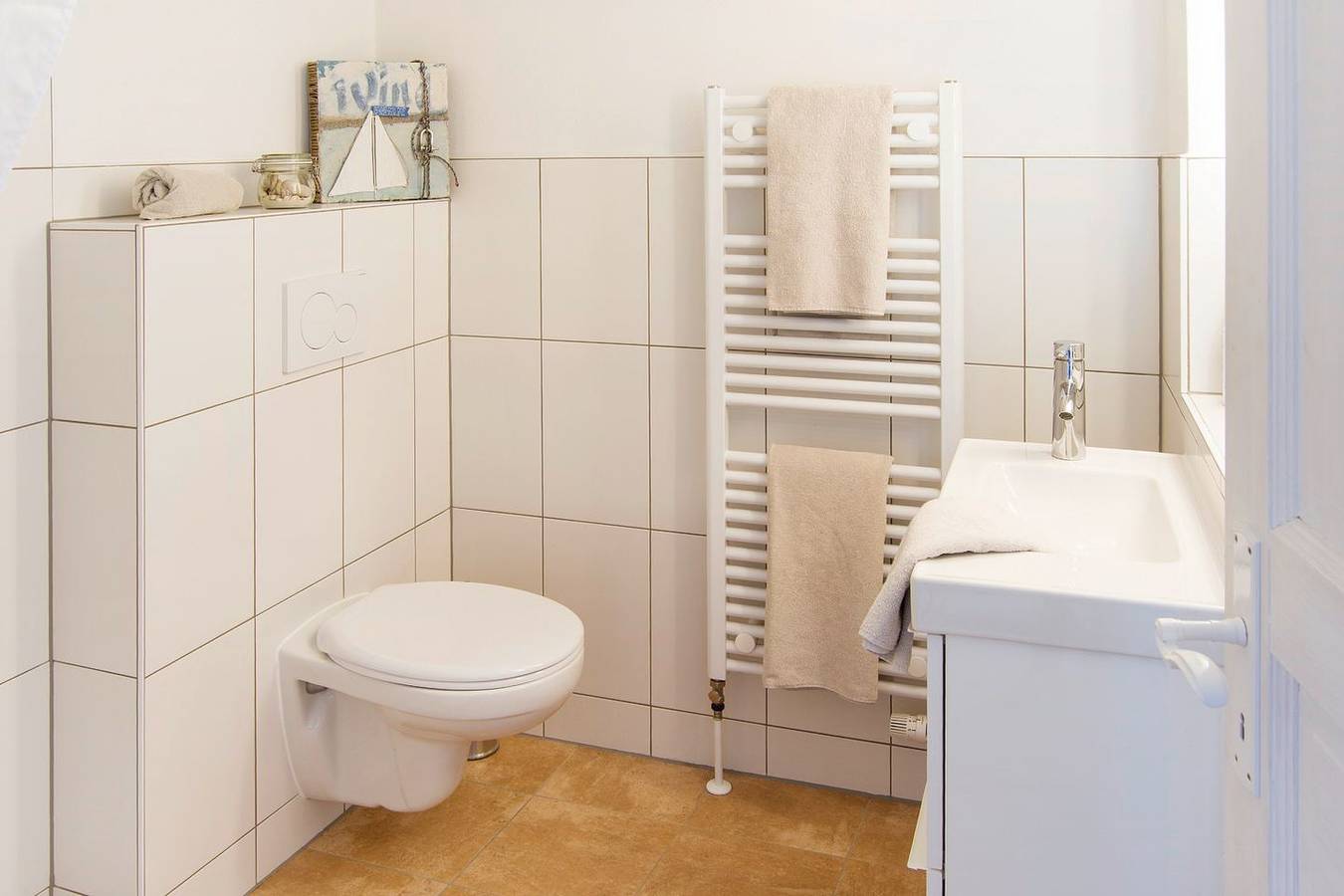 Ganze Wohnung, West - Kaminofen, Dusche, Sauna, Garten, Terrasse, strandnah, kinderfreundlich in Hasselberg, Schleswig-Flensburg