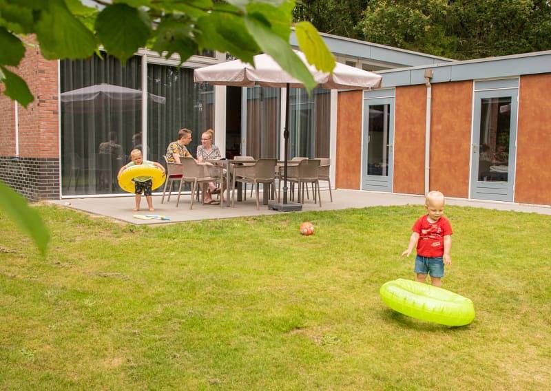 Rcn de Roggeberg — Bungalow de Heivlinder in Friesland