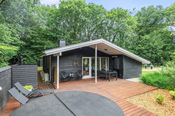 Villa für 6 Personen, mit Balkon/Terrasse in Jegum