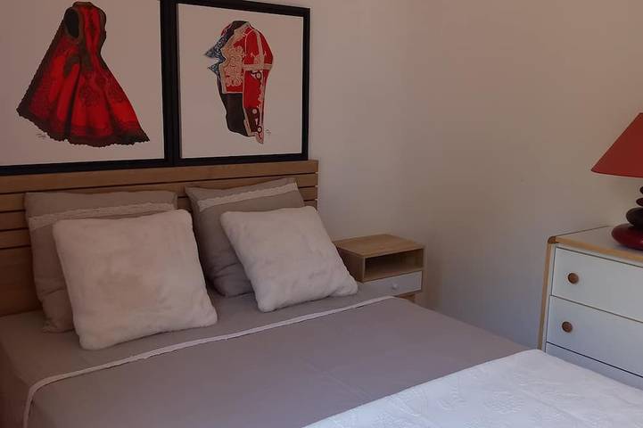 Entire apartment, Flat by the seaside, large view on the Sagone bay, beach 6 minutes walking in Sagone, Vico