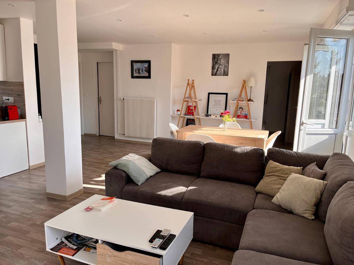 Appartement entier, Apartment with Balcony in Bischheim, Région de Strasbourg