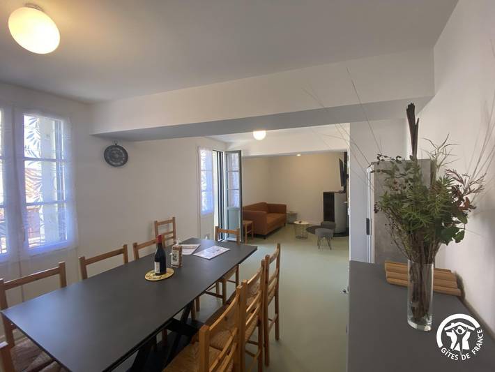 Gîte pour 12 personnes, animaux acceptés