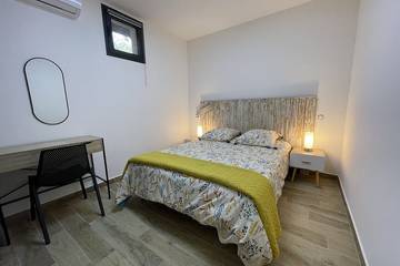 Villa pour 4 Personnes dans Porto-Vecchio, Arrondissement de Sartène, Photo 1