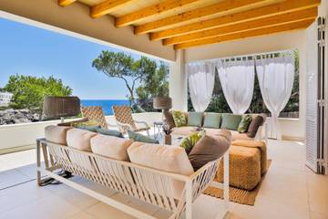 Holiday home in Cala D'or, Santanyí für 6 