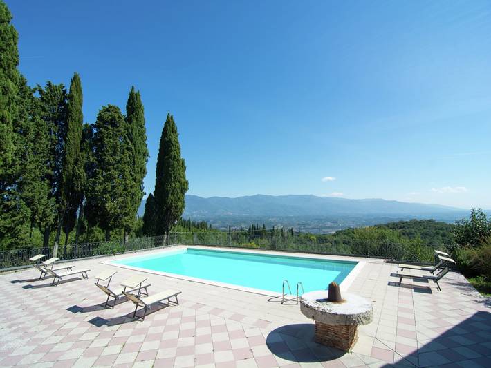 Ganze Wohnung, Malerisches Apartment mit Pool in Figline e Incisa Valdarno, Valdarno