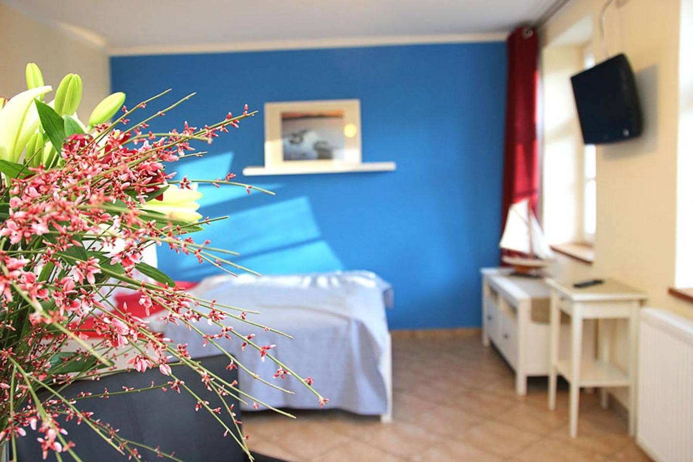 Apartamento entero, Achtern-Stems 3, kleine und ruhige Ferienwohnung für zwei Personen in Waldnähe in Prerow, Peninsula Fischland - Darss - Zingst