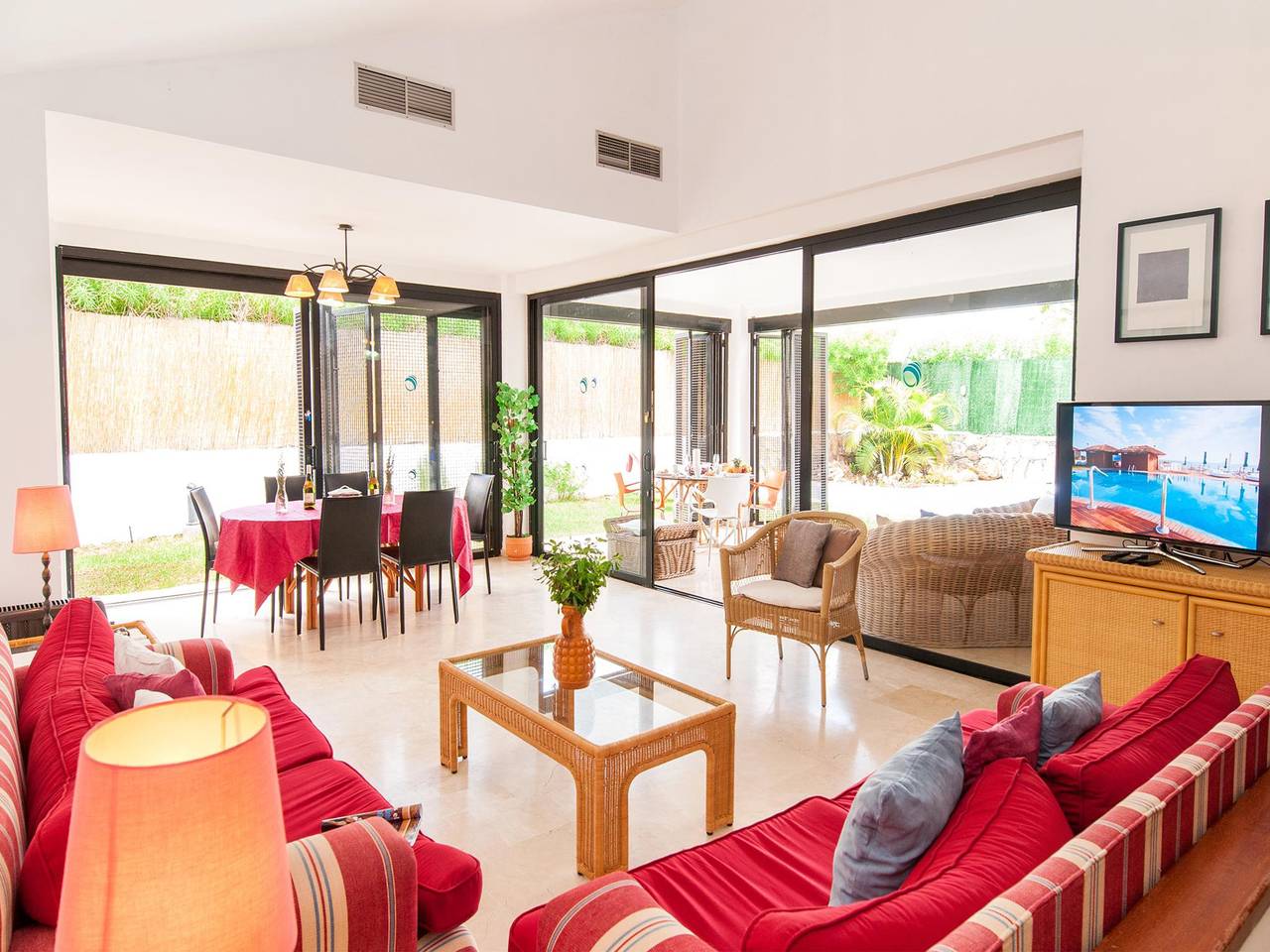 Chalet Isabel by Villagrancanaria in Campo Internacional, San Bartolomé de Tirajana