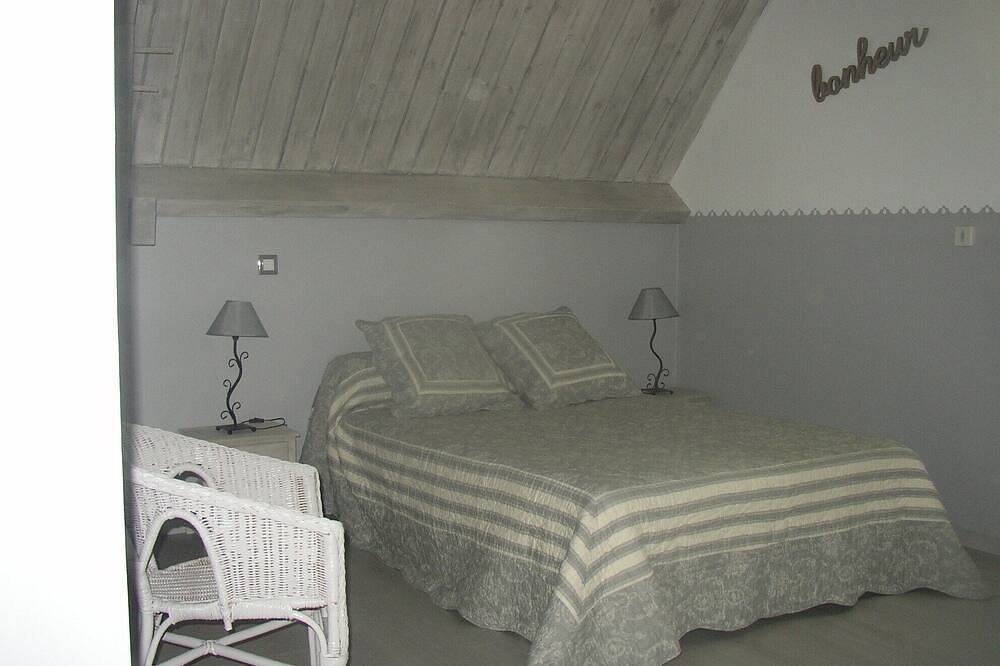 Joli Maison Pour 2 Personnes A Montignac- Lascaux in Montignac, Périgord Noir