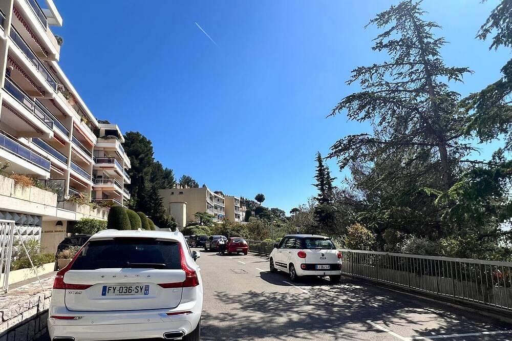 In the heights of Cassis, quiet studio with private parking and swimming pool., foto 9