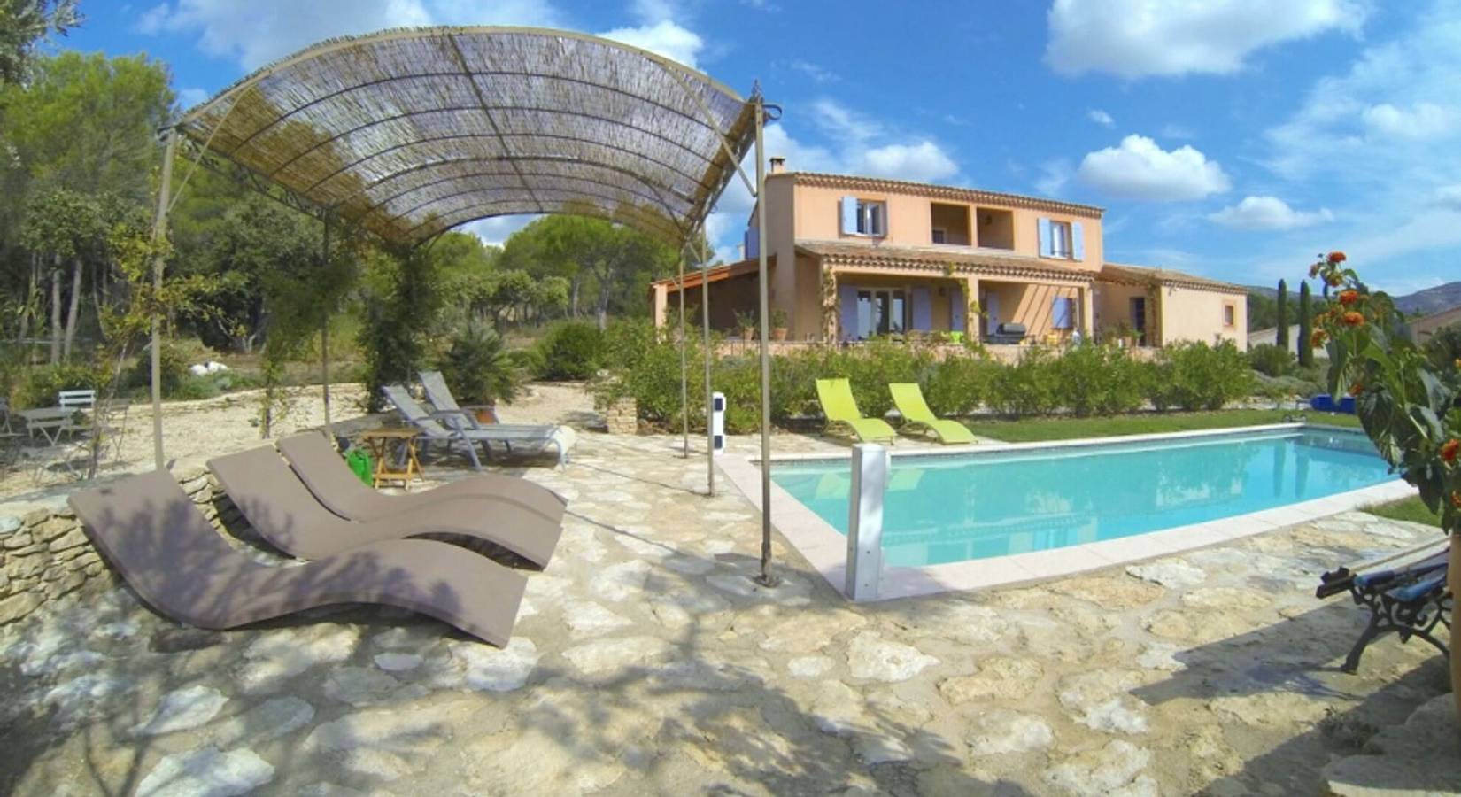 Luxury Provence Villa | Villa Vaucluse | 4 Bedrooms | Private Pool in Saumane-de-Vaucluse, Vaucluse