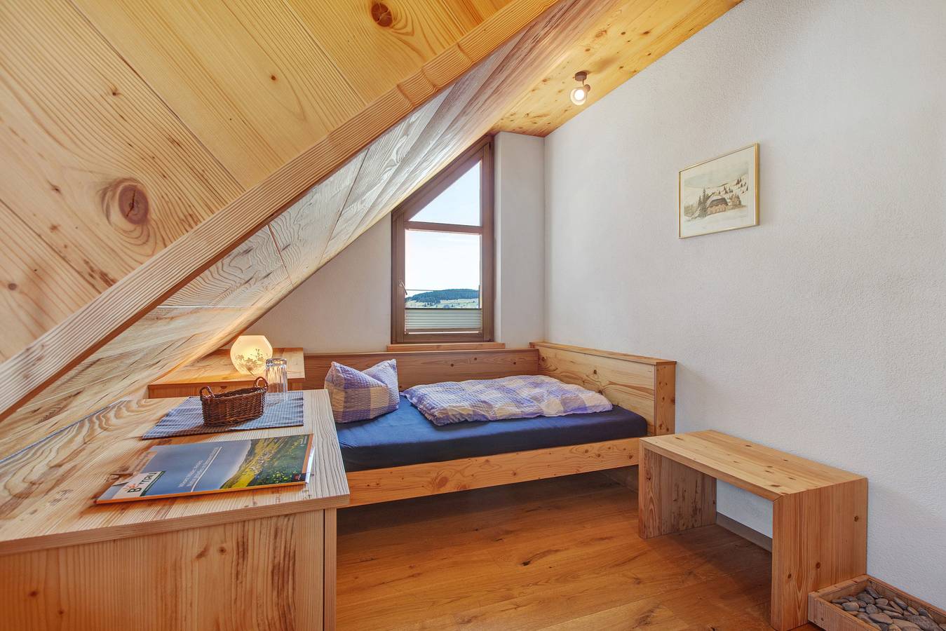 Zimmer 'Lärche' mit Bergblick und Wi-Fi in Bernau im Schwarzwald, Südschwarzwald