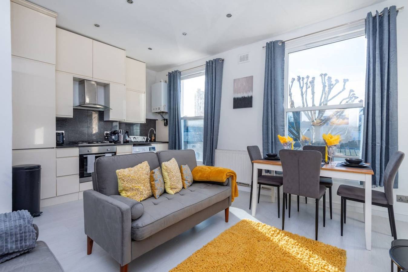 Entire apartment, Comfy Flat Near Portobello Road in London, South East England