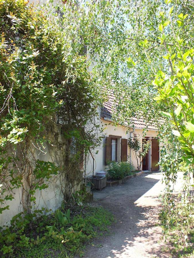 Location de vacances pour 5 personnes, avec jardin, animaux acceptés à Langeron