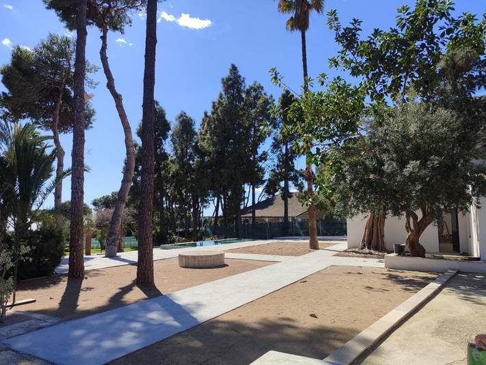 Casa rural para 18 personas, con vistas además de piscina y jardín en Alcanar - 4