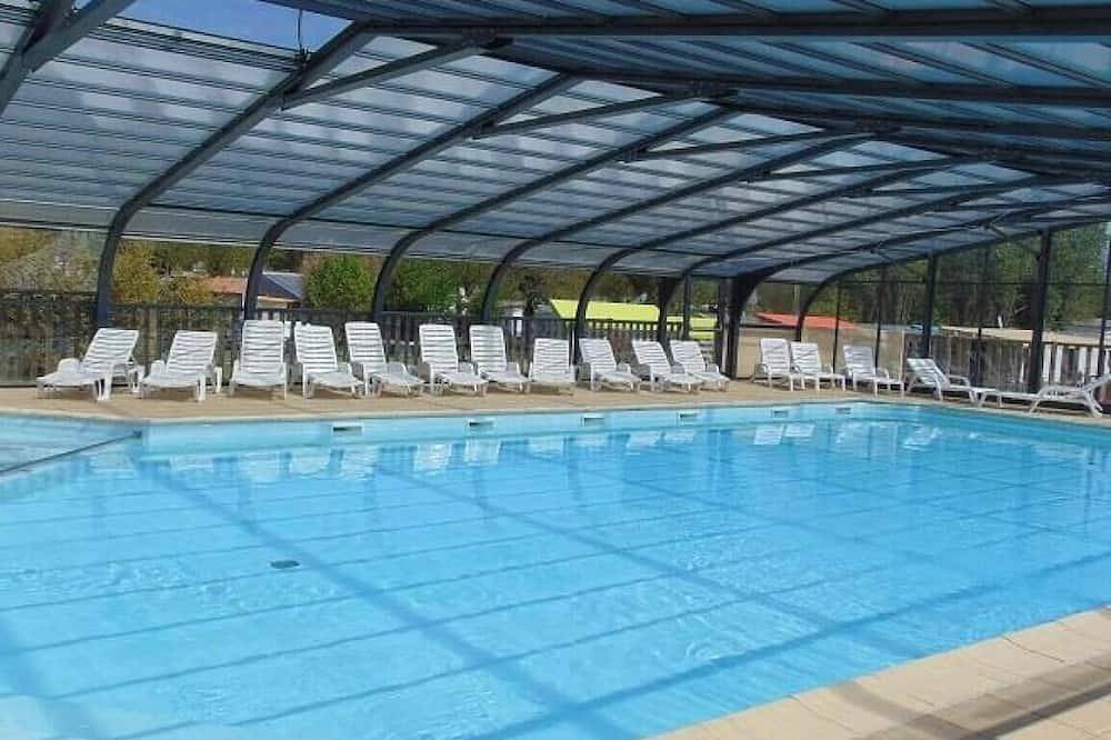 Zecamping 3* piscine couverte animations locatif 16m2 4 pers in Avrillé (Vendée), Vendée