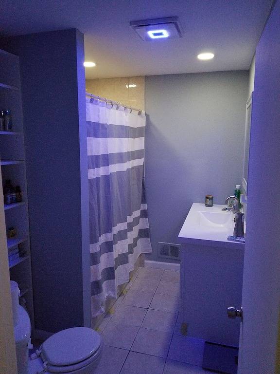 Home away from Home in Newark, Essex County (NJ)