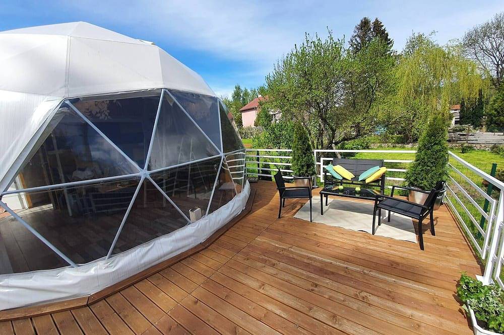 Hain Glamp Karkonosze – glamping tent with jacuzzi & sauna in Przesieka, Monts des Sudètes (Pologne)