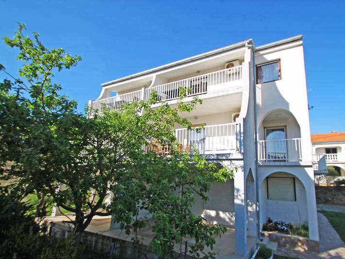 Ferienwohnung für 4 Personen, mit Terrasse in Banjol