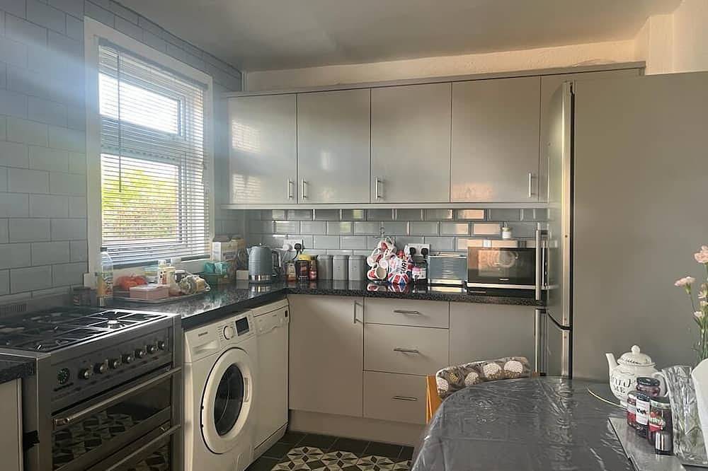 Worcester Town home& Gardens in Worcester, Worcestershire