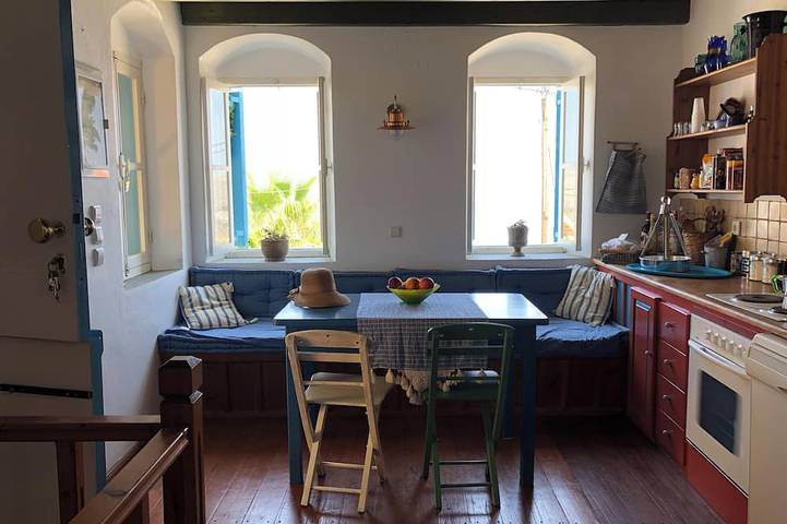 Villa for 8 people, with pets in Symi