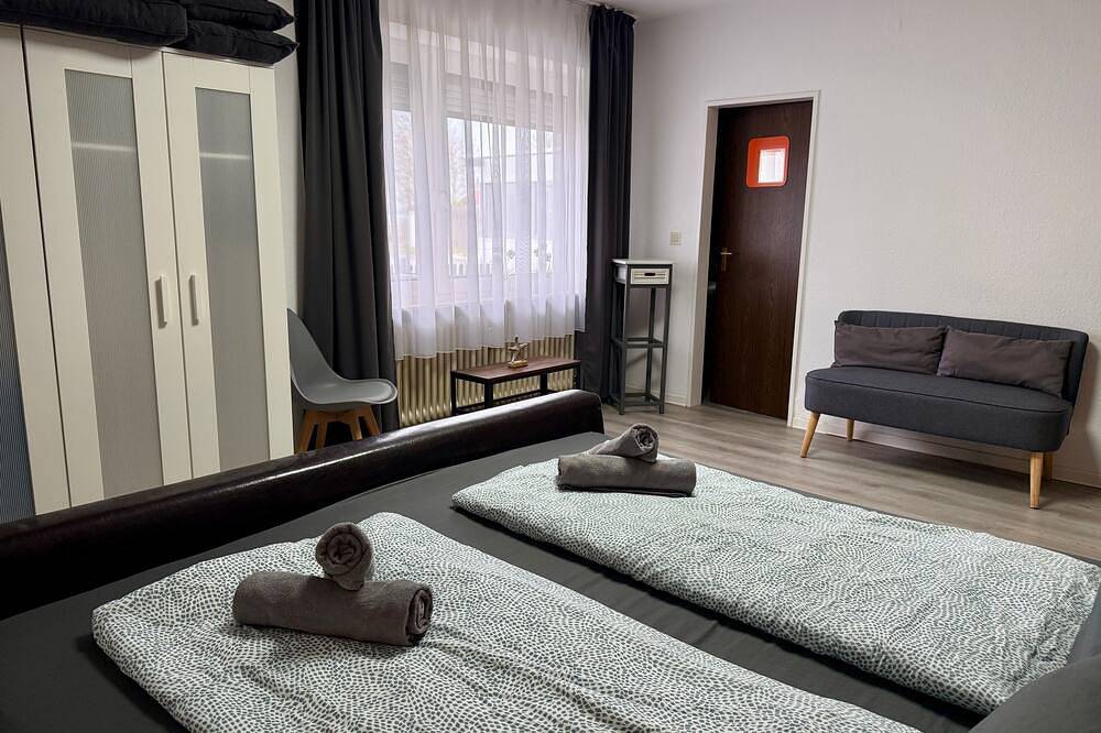 Ganze Wohnung, Ferienwohnung/App. für 6 Gäste mit 100m² in Neuharlingersiel in Groß Holum, Neuharlingersiel