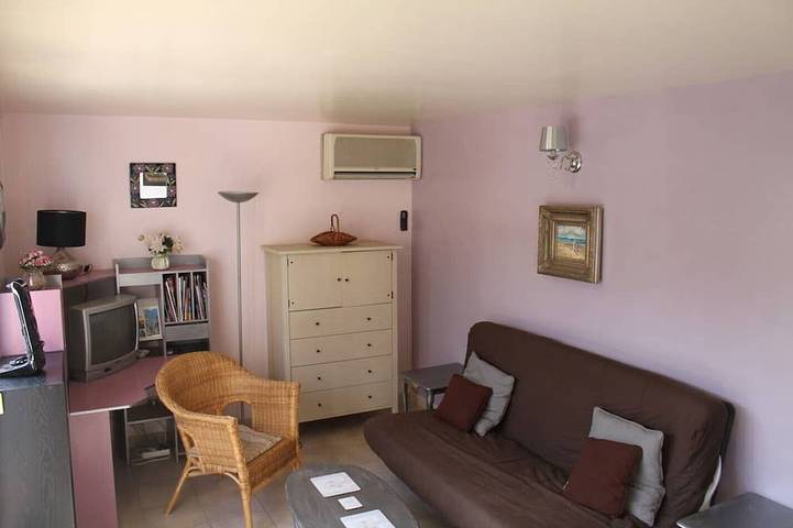 Ganze Wohnung, Herrliche Wohnung im Erdgeschoss in Cassis in Cassis, Nationalpark Calanques