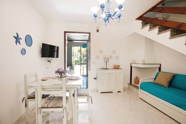 Location de vacances pour 5 personnes, avec Balcon ainsi que Terrasse et Jardin à Carovigno - 3