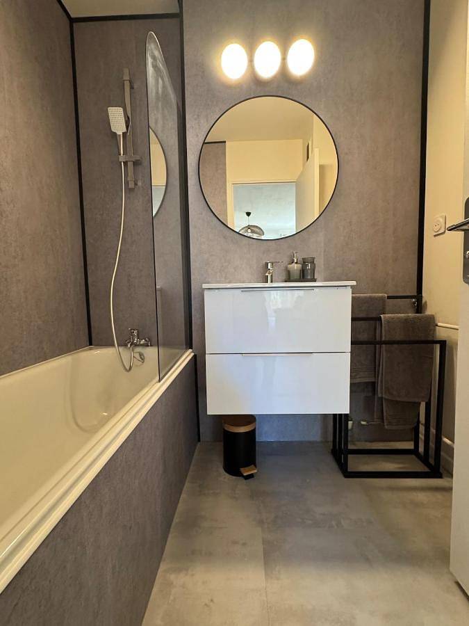 Gîte pour 4 personnes, avec balcon dans Gare De Nice Riquier - 3