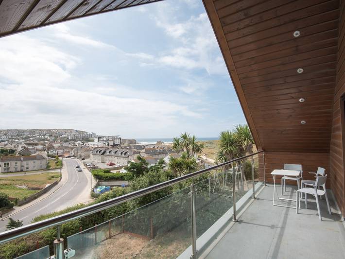 Holiday home for 9 people, with Garden in Perranporth