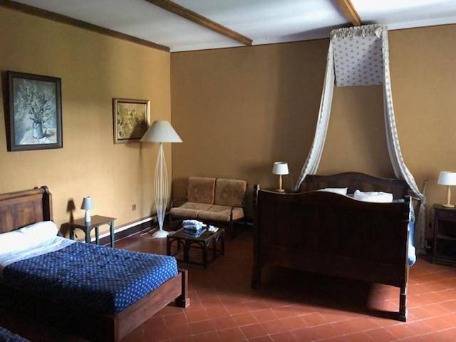 Location de vacances pour 15 personnes, avec vue ainsi que balcon et piscine à Trausse - 4