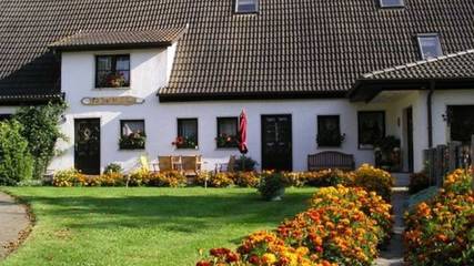 Ferienwohnung für 2 Personen, mit Garten und Sauna, kinderfreundlich in Bergen auf Rügen