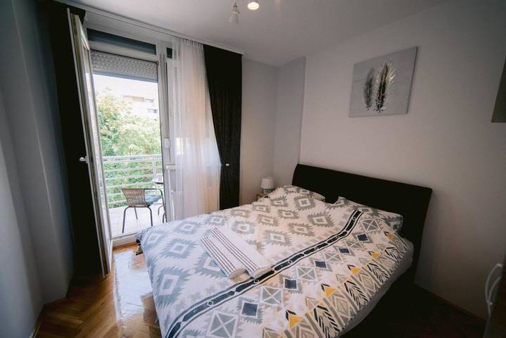 Gîte pour 4 personnes, avec terrasse à Novi Sad - 2