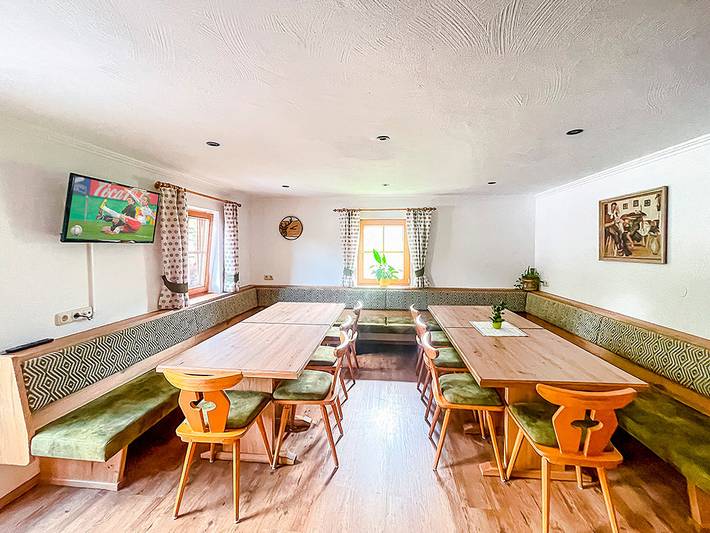 Ferienwohnung für 14 Personen, mit Balkon und Garten sowie Ausblick in Neukirchen am Großvenediger - 3