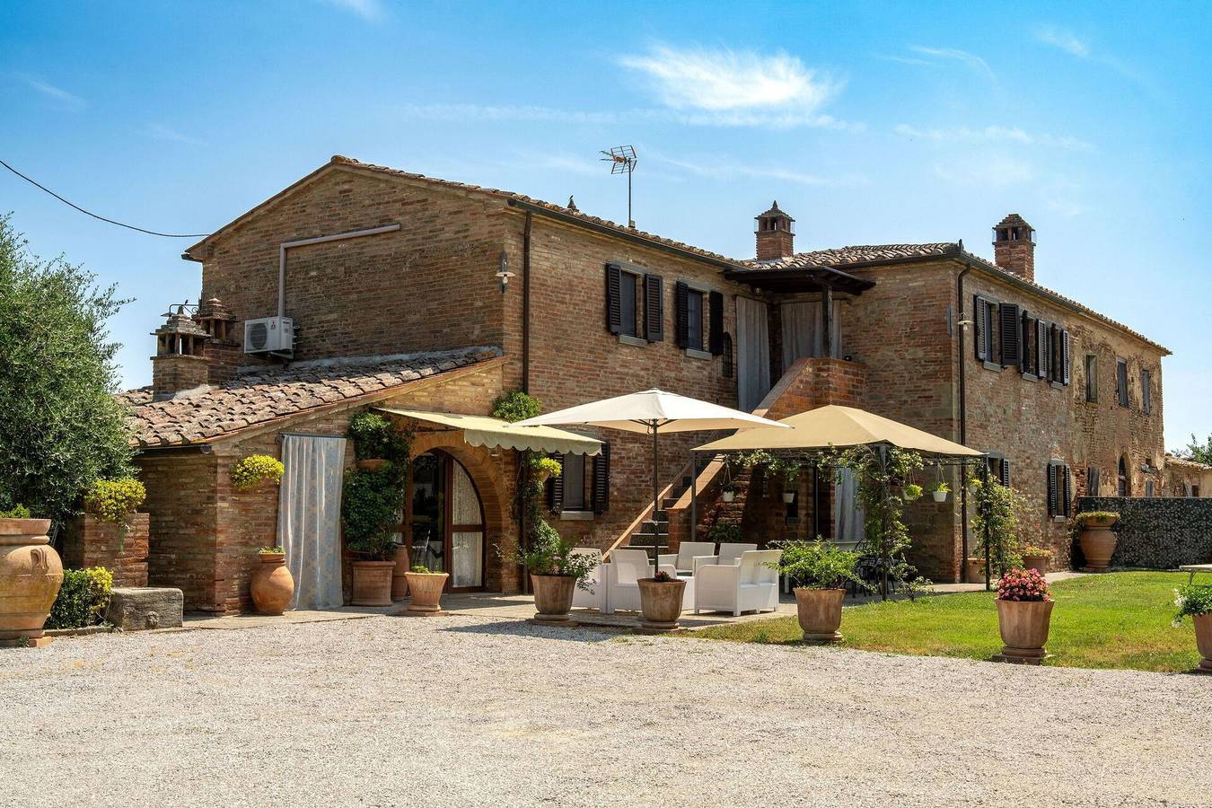 Casale Miro in Cortona, Arezzo Province