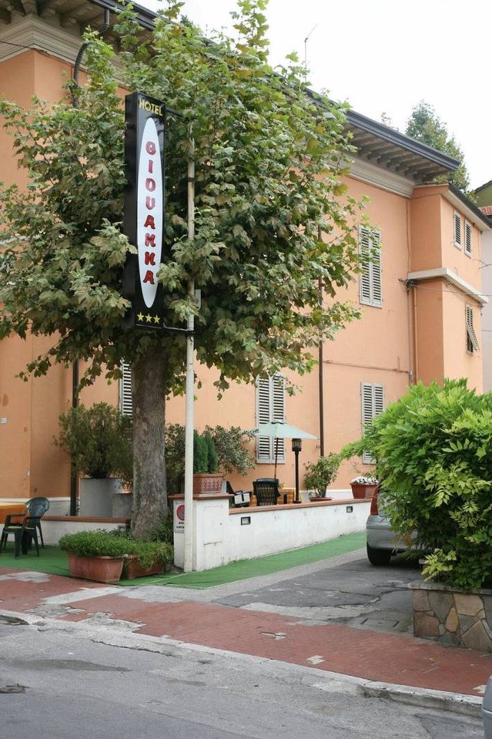 Hotel per 2 persone, con giardino e panorama - 1