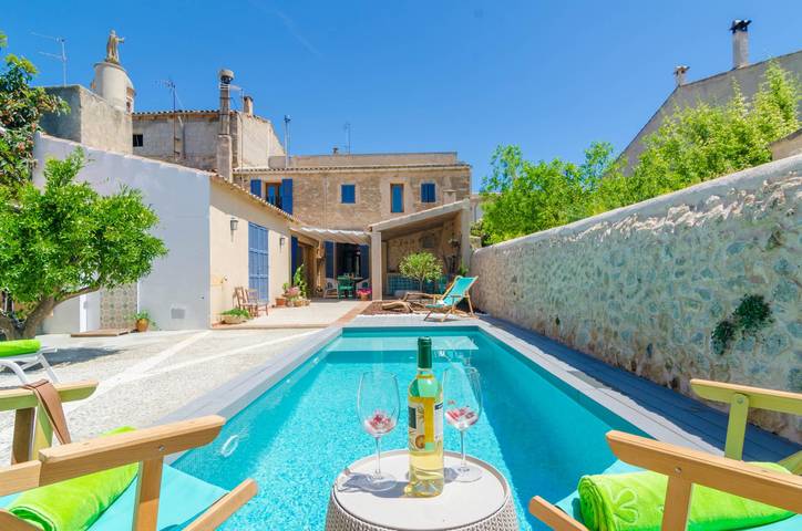 Villa für 7 Personen, mit Terrasse - 1