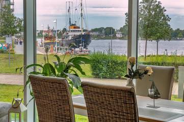 Ferienwohnung für 4 Personen, mit Terrasse und Ausblick, mit Haustier in Kröpeliner-Tor-Vorstadt