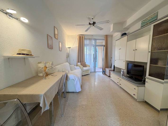 Appartement entier, Appartement Rdc 2 Pièces Accès Direct Plage in Port Grimaud, Grimaud