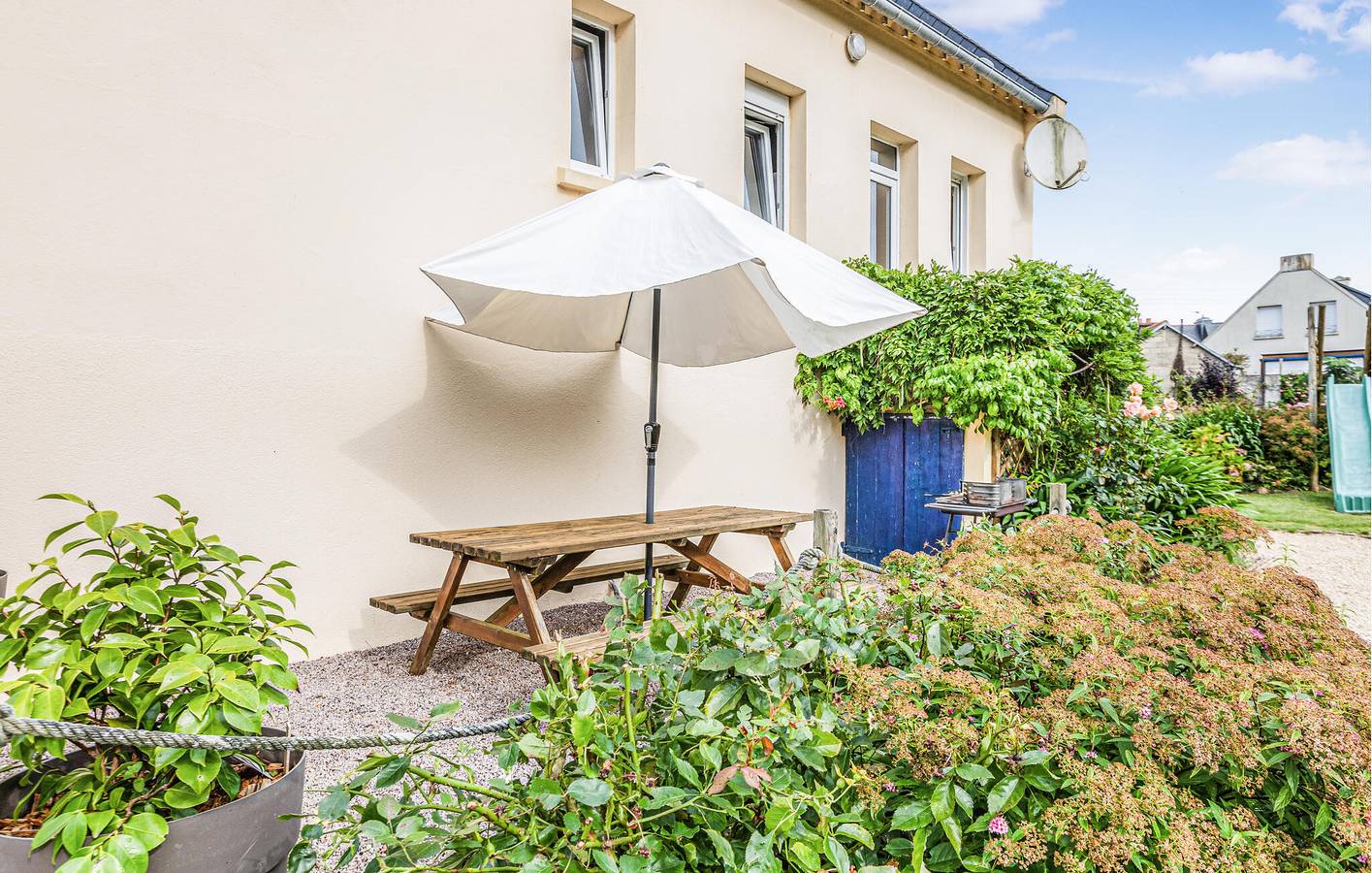 Acogedor apartamento de 2 dormitorios con wifi y aparcamiento, a 800 m de la playa in Lézardrieux, Costa de granito rosa