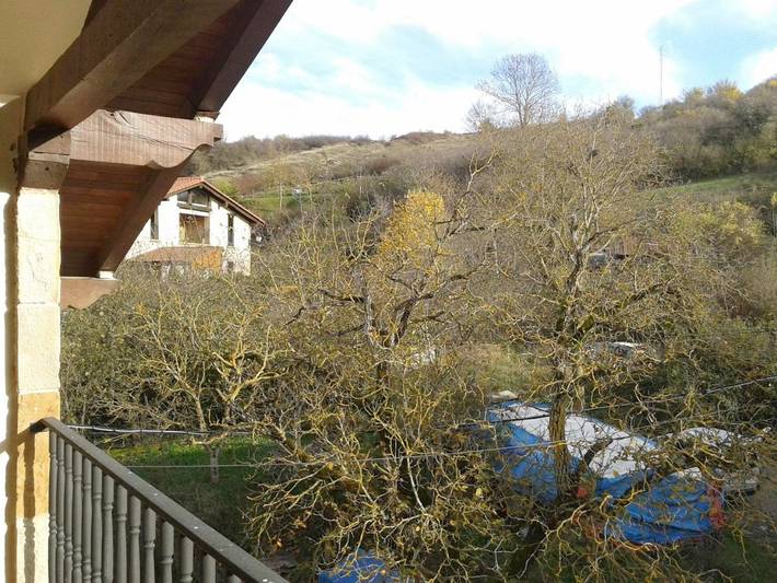 Casa rural para 10 personas, con Balcón además de Terraza y Jardín en Navarra - 2
