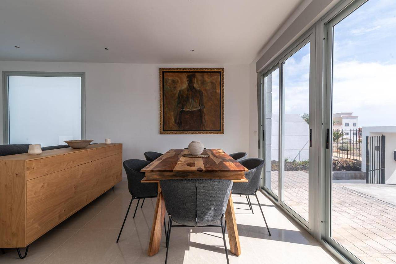 Three-Bedroom House in La Jaca, Arico