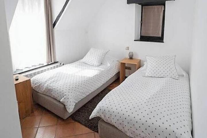 Location de vacances pour 28 personnes, avec piscine et jardin, animaux acceptés à La Fouillade - 2