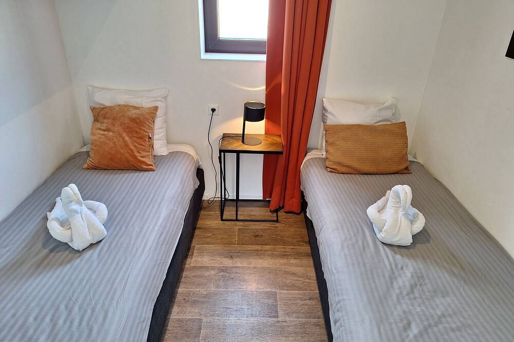 Chalet mit 2 Schlafzimmern und einer Terrasse in Velsen-Zuid, Niederländische Nordsee