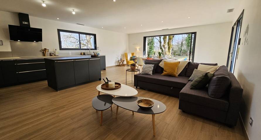 Gîte pour 4 personnes, avec jardin et terrasse, animaux acceptés