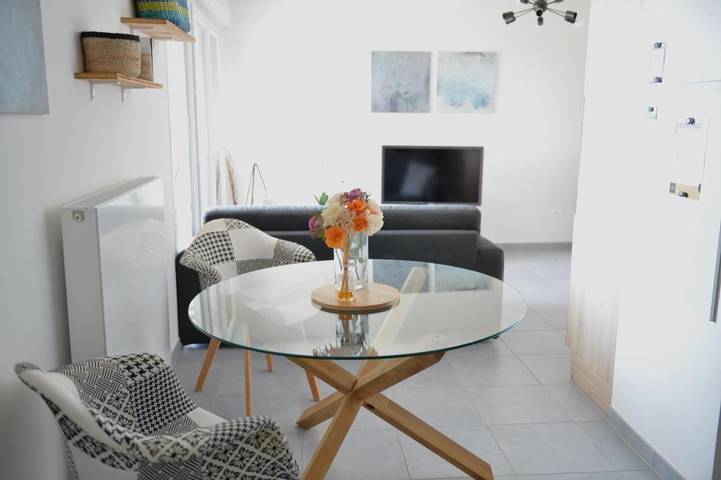 Appartement de vacances pour 4 personnes, avec balcon ainsi que vue sur le lac et vue