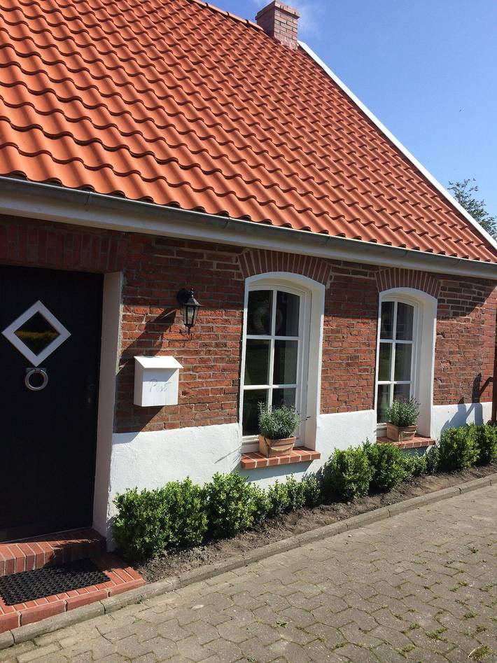 Ferienhaus für 4 Personen, mit Terrasse und Garten in Pilsum