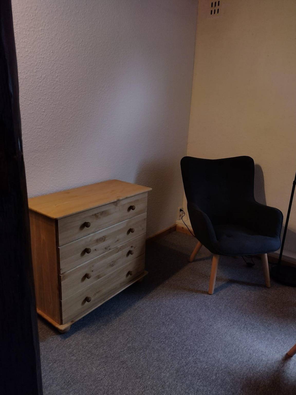 Ganze Ferienwohnung, Ferien in ruhiger Straße in Stadtteil von Gießen in Gießen, Lahntal